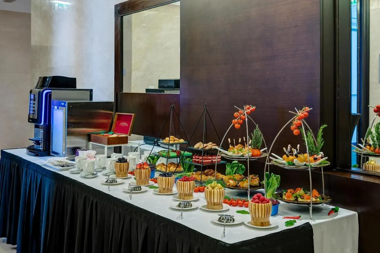 Mercure Gold Hotel Jumeirah Dubai By Accor