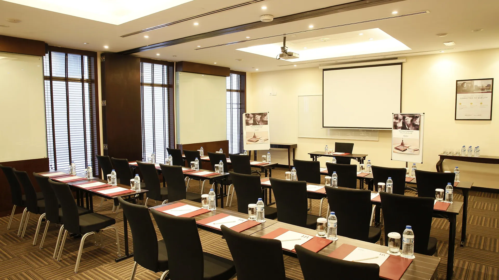 Mercure Gold Hotel Jumeirah Dubai By Accor